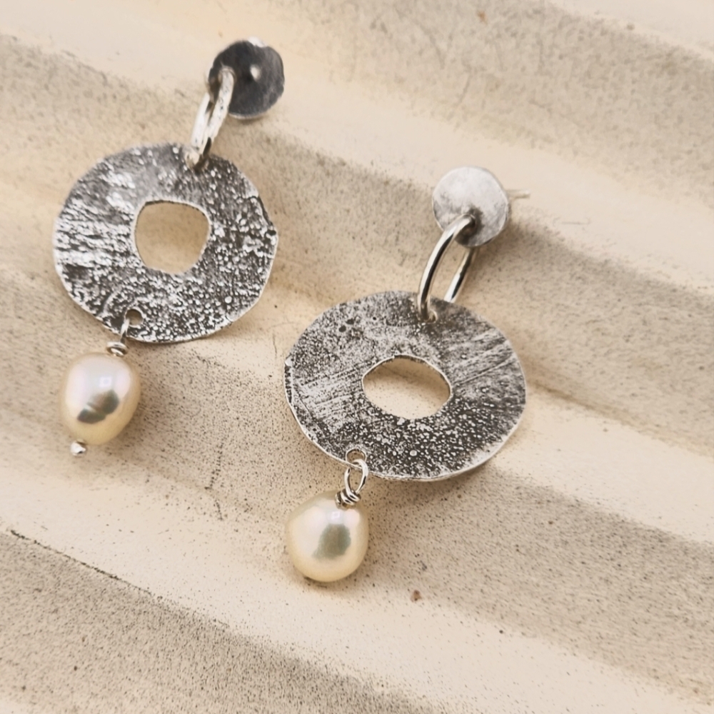 PEARL STERLING SILVER EARRINGS HANDMADE IN RECYCLE METAL POST & BUTTERFLY BACK - Picture 2 of 6